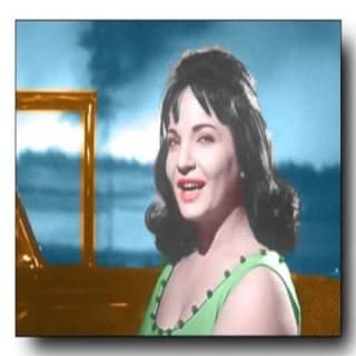 اغنية مين هو شادية بالكلمات كلمات اغنية مين هو شادية مكتوبة كاملة