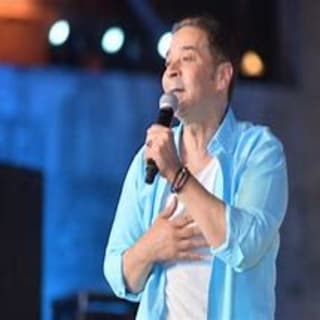 اغنية دي غريبة مدحت صالح بالكلمات كلمات اغنية دي غريبة مدحت صالح مكتوبة كاملة